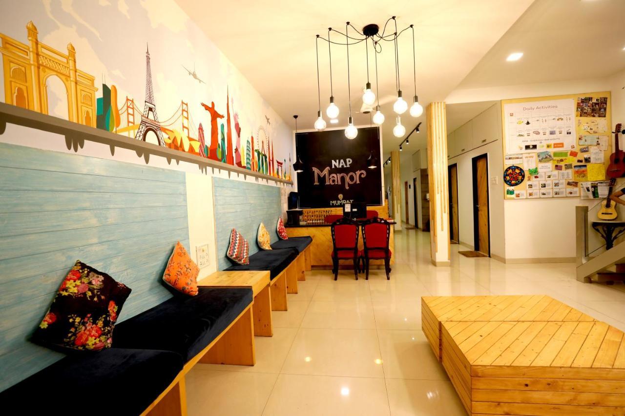 Nap Manor Hostels Mumbai Exterior photo