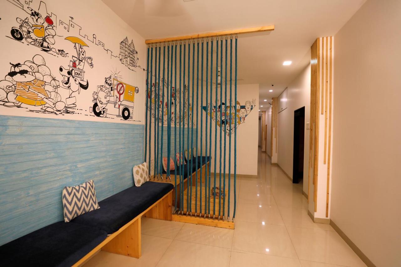 Nap Manor Hostels Mumbai Exterior photo